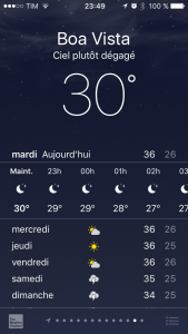 Sim, 30 graus às 23:49 da noite! 