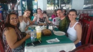 Parte da turma num almoço de entre aulas!